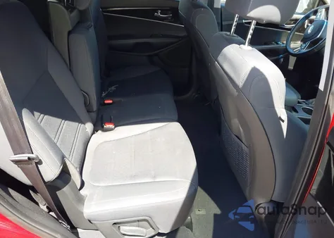 2019 Kia Sorento 3.3L S z USA, uszkodzony, nr VIN 5XYPG4A54KG600304